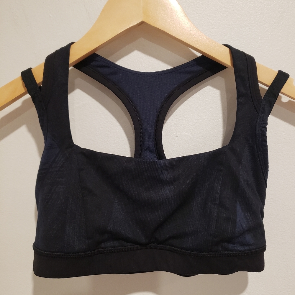 Lululemon Sports Bra Racerback Size 6